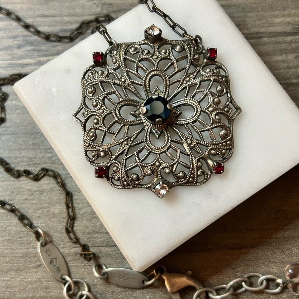 Sabika filigree pendant necklace with blue red white rhinestones #E159
